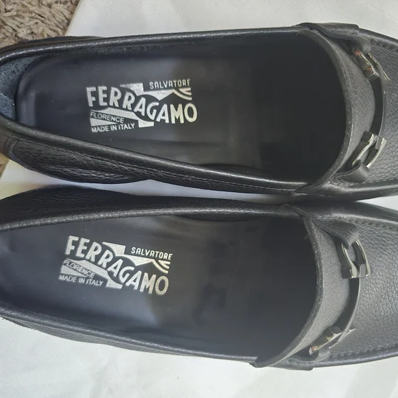 Salvatore Ferragamo | Shoes | Salvatore Ferragamo Black  display picture 3